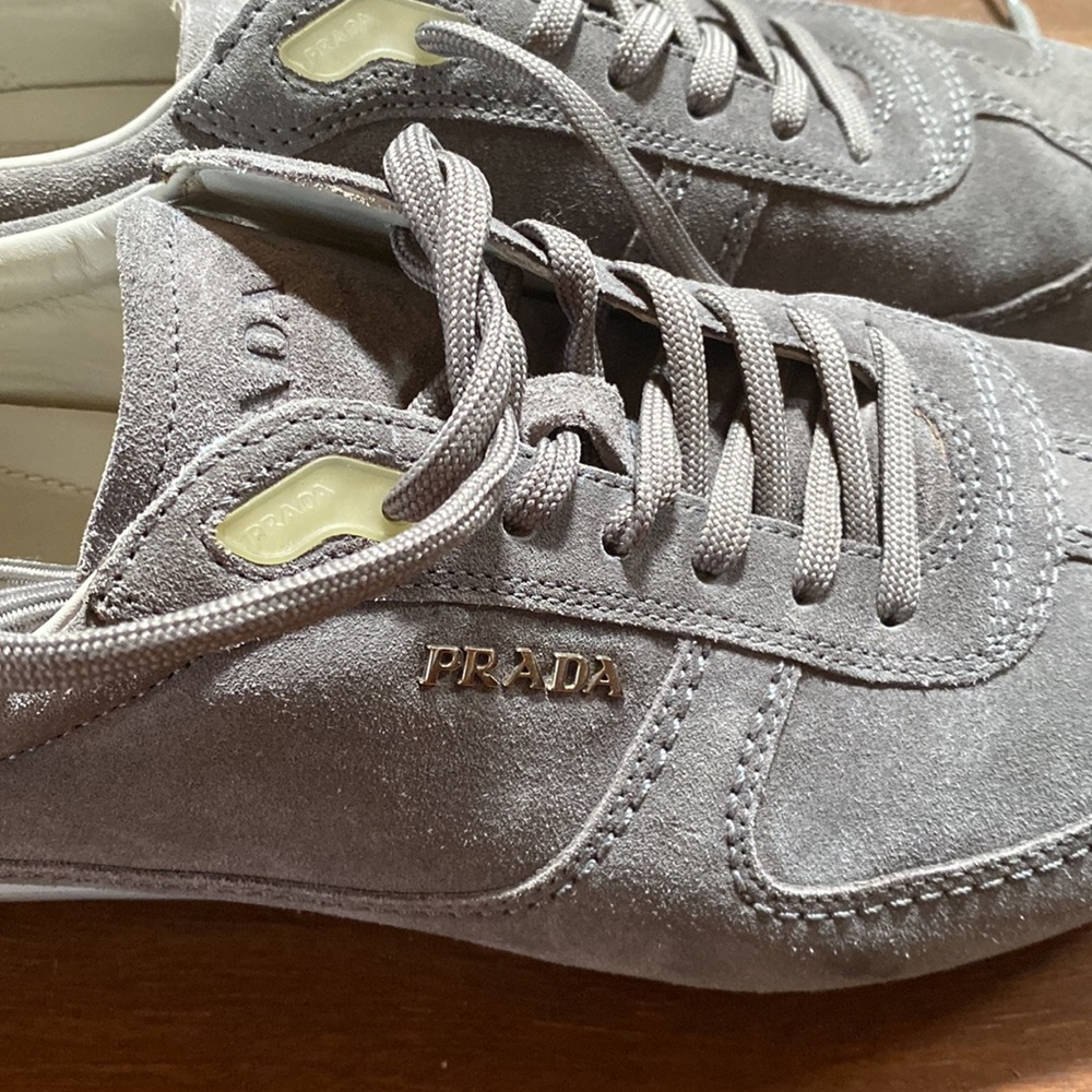 SIZE 7 in PRADA - Picture 4 of 12